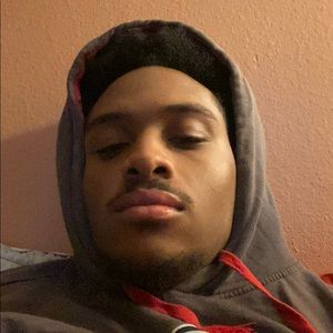 Meet your Posher, Cameron